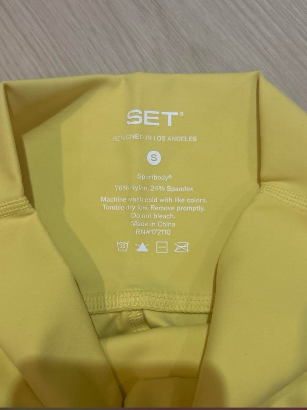 SET Active Yellow Leggings Lisbon small - Picture 2 of 3